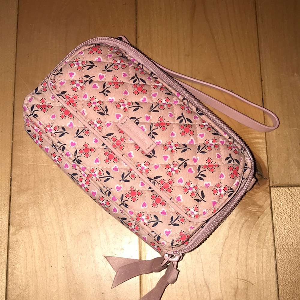 Vera Bradly never used